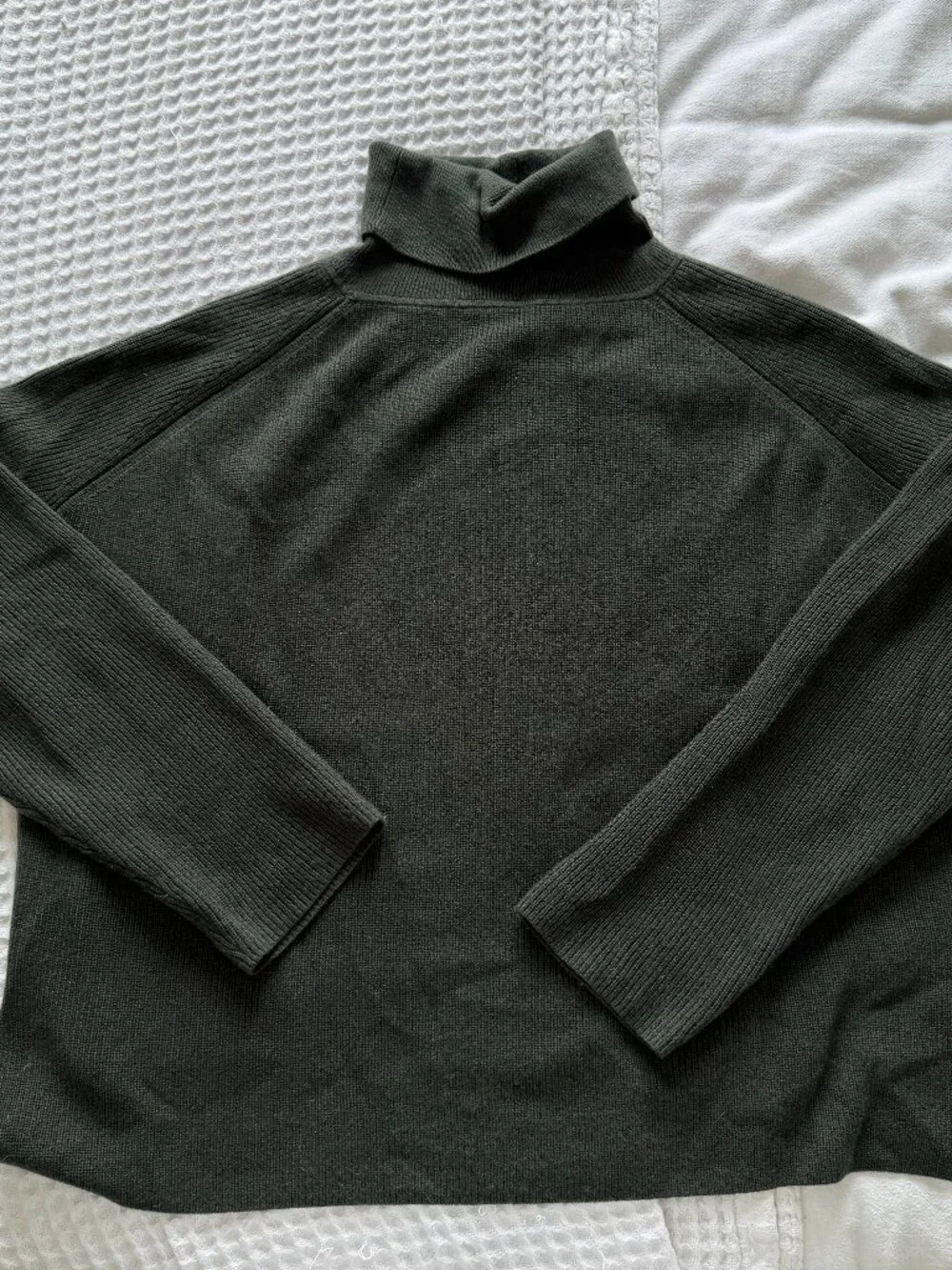 MM LaFleur Arbus Cashmere Turtleneck Sweater - Picture 6 of 8